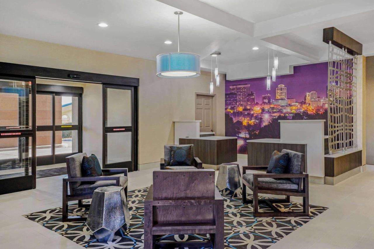 La Quinta Inn By Wyndham Columbia Se Fort Jackson Esterno foto